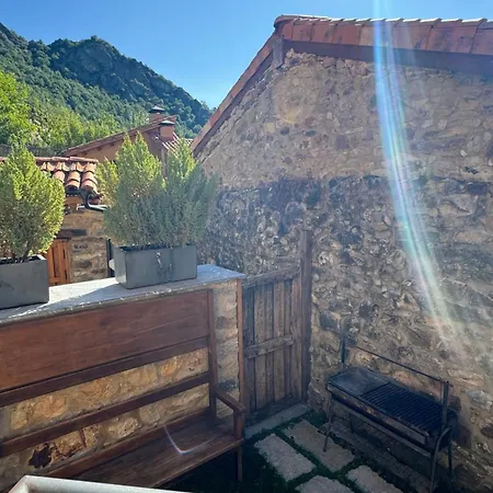 El Refugio Ii De *